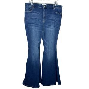 ELOQUII / medium wash bell bottom super flare leg jeans / 16G
